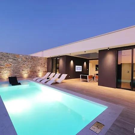 Beautiful In Kraj, Pasman Island With Outdoor Swimming Pool, Wifi And 3 Bedrooms Villa