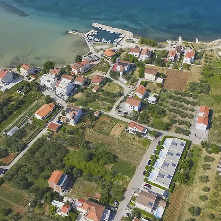 Villa Beautiful In Kraj, Pasman Island With Outdoor Swimming Pool, Wifi And 3 Bedrooms *